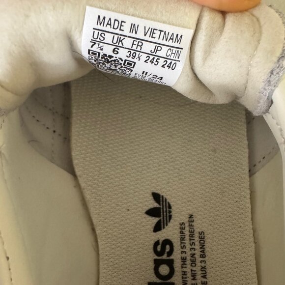 New Adidas Tokyo sneakers size 7.5 - Picture 6 of 9